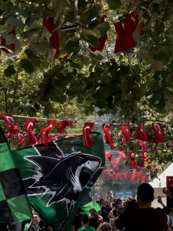 “Başımız Dik, Bu Takım Bizim Gururumuz!”