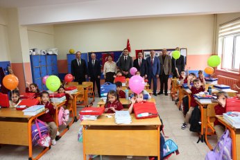 Kırtasiye Desteğine Devam