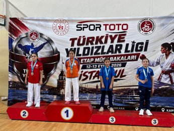 Madalyalarla taçlanıyor