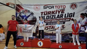 Madalyalarla taçlanıyor