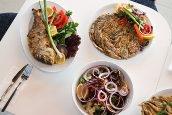 Balık restoranı ve Gülümse Kafe hizmete hazır