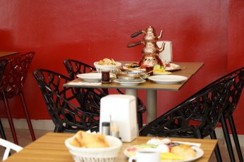 Balık restoranı ve Gülümse Kafe hizmete hazır