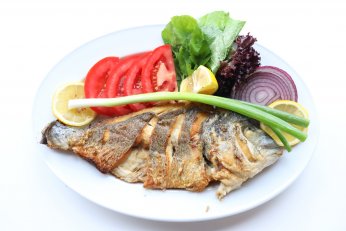 Balık restoranı ve Gülümse Kafe hizmete hazır