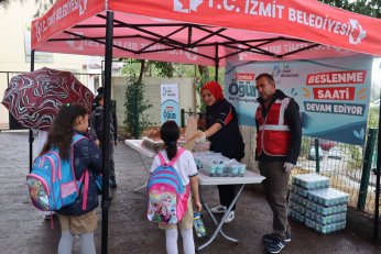 İzmit Belediyesi desteği sürüyor