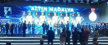 80 Madalya İle Türkiye Birincisi