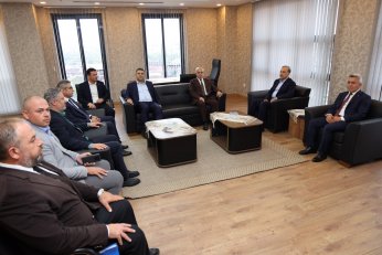 BOŞ BIRAKMIYOR