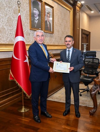KARADUMAN’A BAŞARI BELGESİ