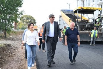 Asfalt Çalışmalarını Yerinde İnceledi