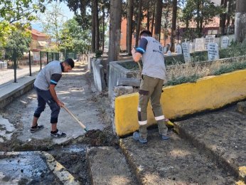 Hatıralara saygı, ziyaretlere huzur