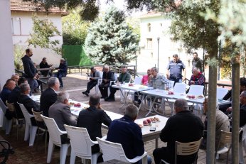 Ortaburun Mahallesinin ihtiyaçlarını yerinde dinledi