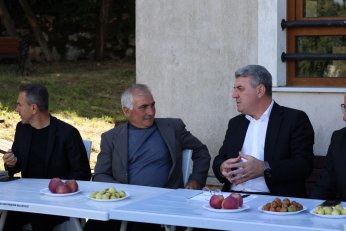 Ortaburun Mahallesinin ihtiyaçlarını yerinde dinledi
