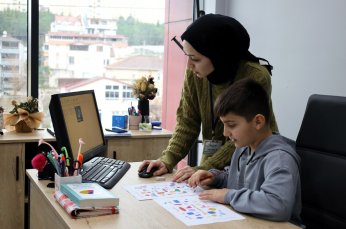 Kocaeli’nin fidanları Bilgievleri’nde filizleniyor