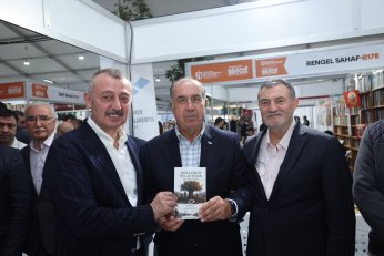 Siyaset, Bürokrasi ve Kültür Dünyası Buluştu