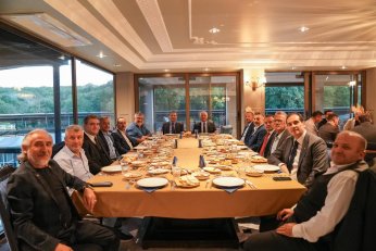 Meclis Başkanı yeniden Aracı
