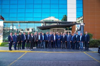 Meclis Başkanı yeniden Aracı