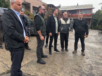 Yangın Mağduru Aileyi Yalnız Bırakmadı