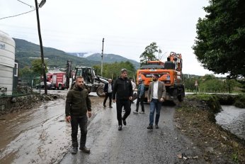 “Tüm Ekiplerimiz ve Araçlarımızla Sahadayız”