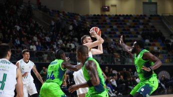 23 Sayı Yetmedi, Tofaş Son Saniyede Güldü: 69-71