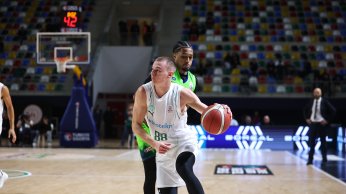 23 Sayı Yetmedi, Tofaş Son Saniyede Güldü: 69-71