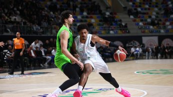 23 Sayı Yetmedi, Tofaş Son Saniyede Güldü: 69-71