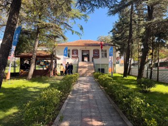 Başkan Büyükakın: “Biz büyüklerimizi sayarak büyüdük”