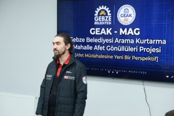 Afetle Mücadele Gönüllülerini Yetiştiriyor