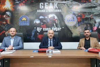 Afetle Mücadele Gönüllülerini Yetiştiriyor