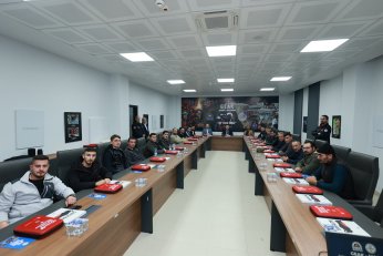 Afetle Mücadele Gönüllülerini Yetiştiriyor