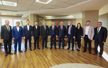 Büyükşehir Belediye Başkanı Büyükakın’a ziyaret