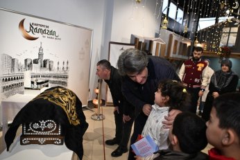 Mukaddes Emanetlere Yoğun İlgi