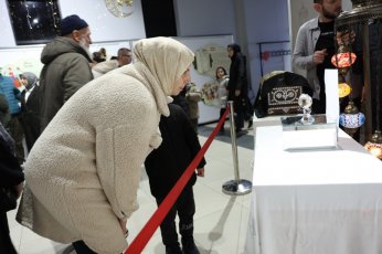 Mukaddes Emanetlere Yoğun İlgi