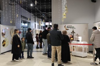 Mukaddes Emanetlere Yoğun İlgi