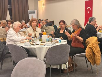 Aynı Sofrada Buluştu