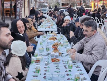 1200 Kişilik İftar Sofrası Kuruldu