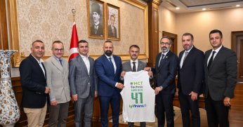 Çeyrek Final Sevinci Valilikte Paylaşıldı