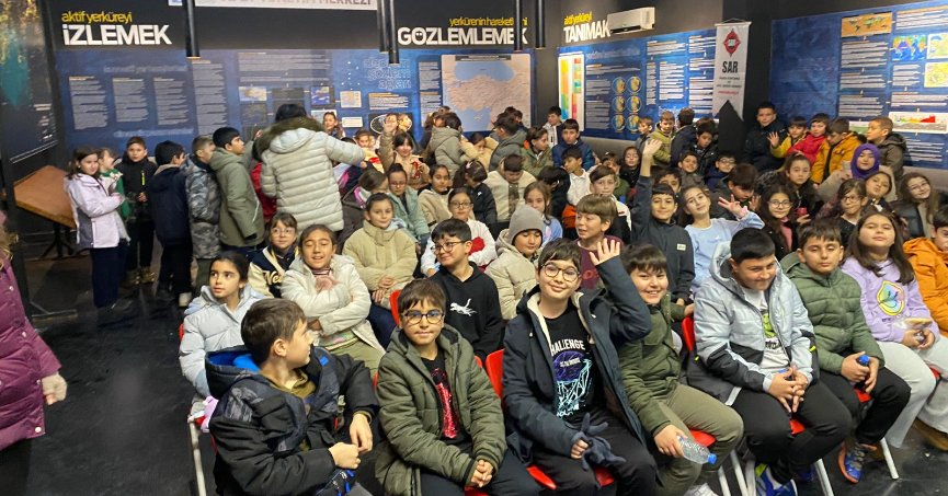  Yıl dönümünde Deprem Müzesine anlamlı ziyaret