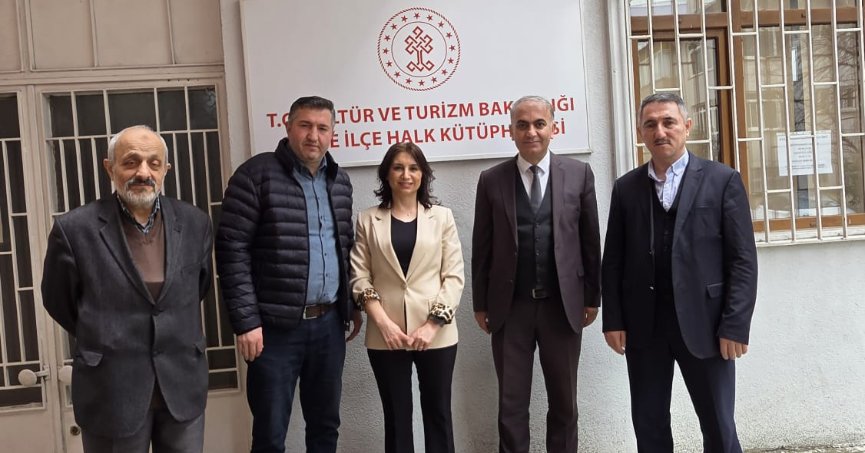 Saadet Partisi’nden Kütüphane Müdürü’ne Nezaket Ziyareti