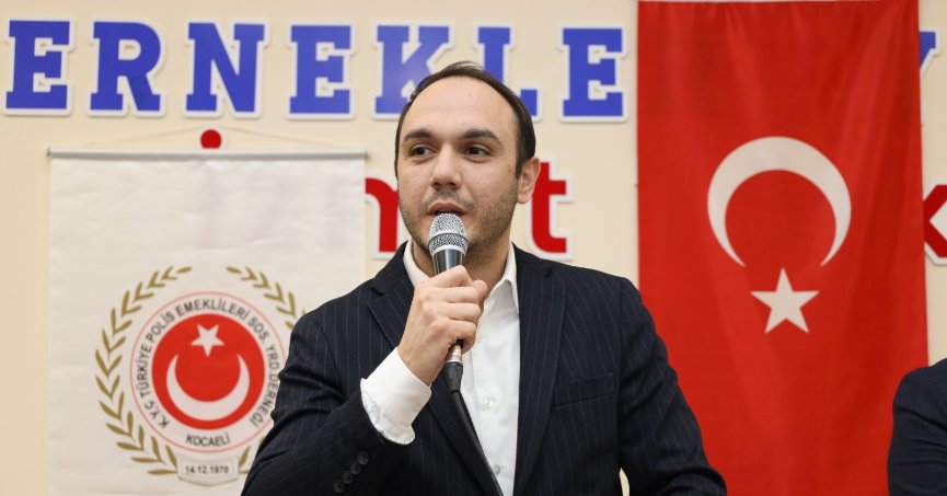 Emekli polislerle buluştu