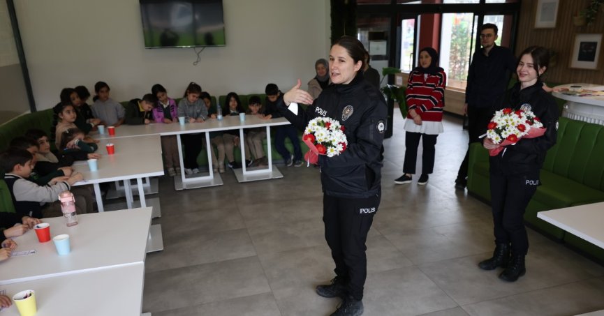 Anlamlı Polis Haftası Kutlaması