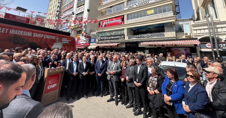“Susmayacağız, Geri Çekilmeyeceğiz, Teslim Olmayacağız!”