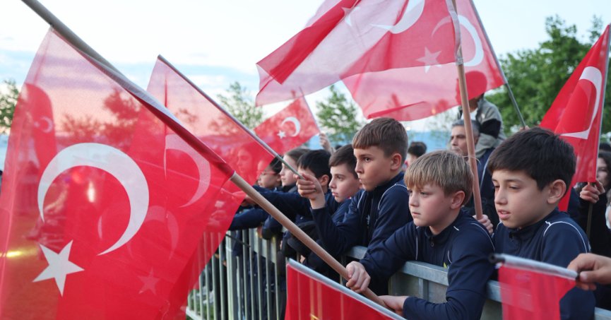 Gençlik Yürüyüşü ve Konserlerle Taçlandı