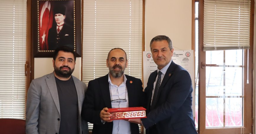 Muhtarlara doğum günü ziyareti