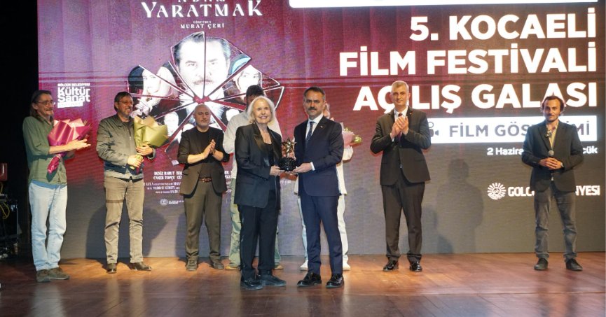 Gölcük'te Görkemli Bir Gala
