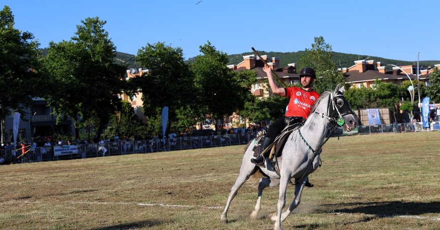 Nefesleri kesti