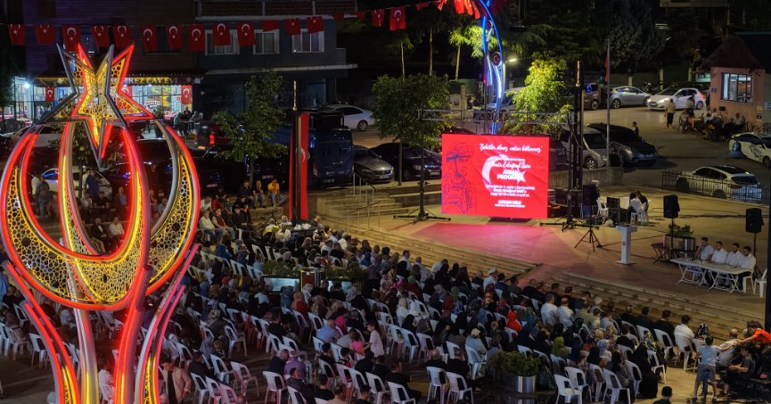 Rahmet ve Minnetle Andı