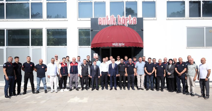 İtfaiyeciliğin geleceği Kocaeli’de konuşuldu