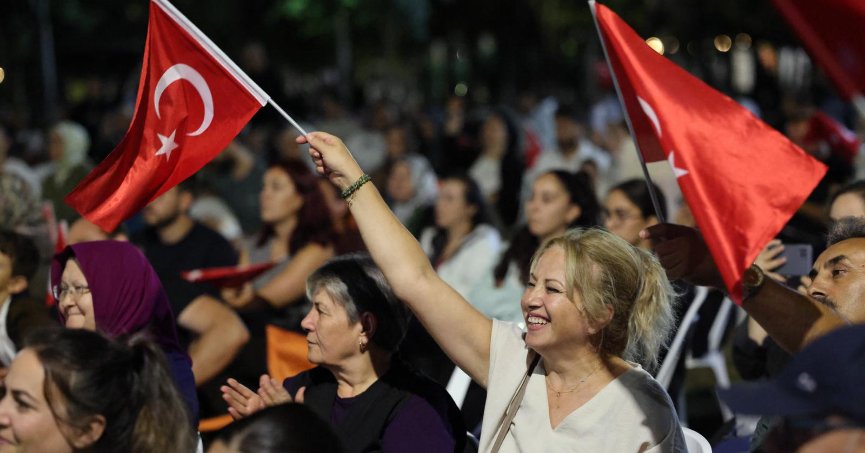 Konserle Taçlandı