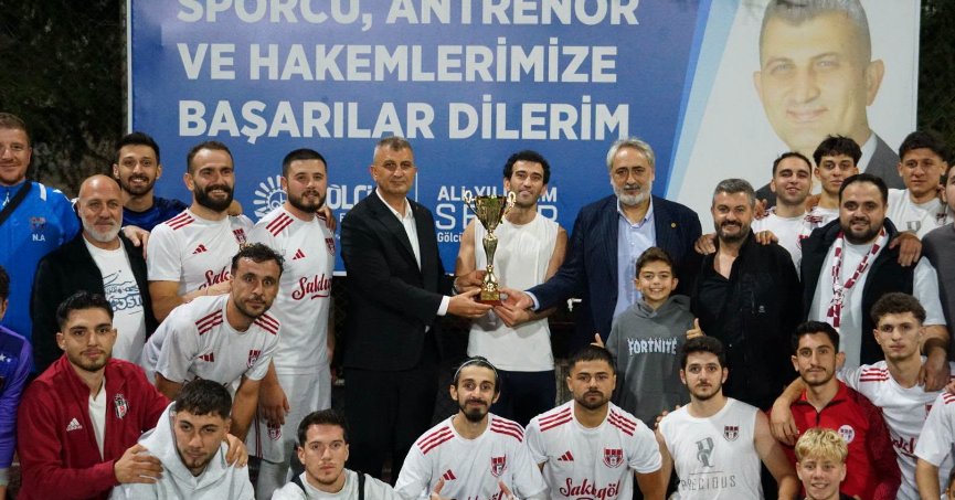  Şampiyon Ulaşlıspor