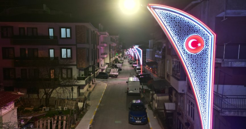 Başaran Caddesi'ni baştan sona yeniledi