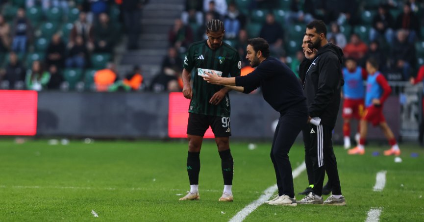 “Çok çalıştığımız yerden gol yedik, maçı kaybettiğimiz için üzgünüz”